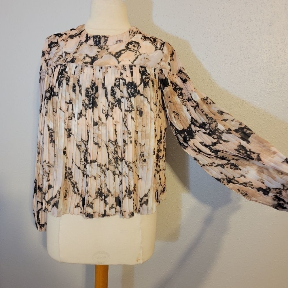 Cliche pleated blouse long Sleeve Sz Xs - Picture 8 of 10